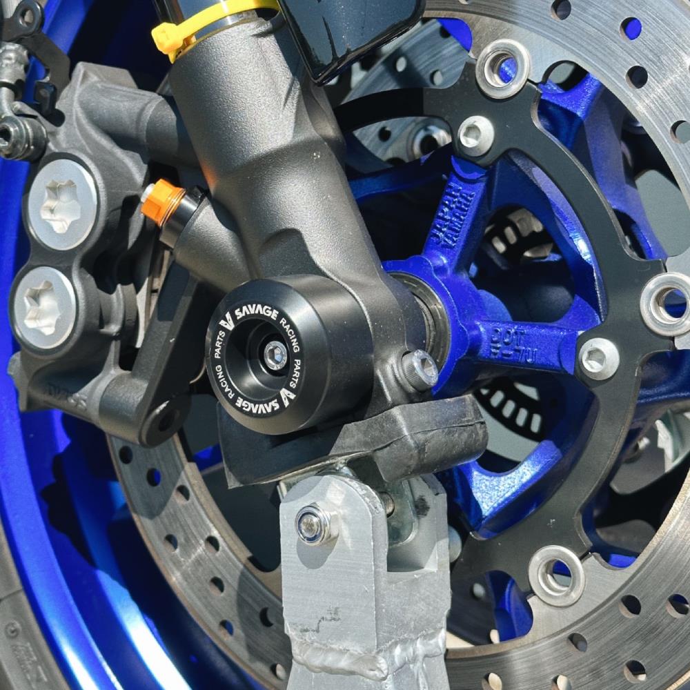 Front & Rear Set Axle Crash Bobbin Sliders - Yamaha MT-09 / SP 2024-2025