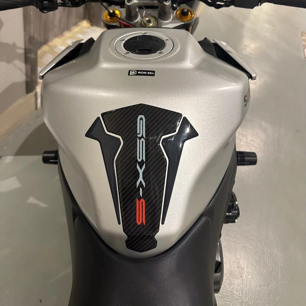 3D Tank Side Protectors Stickers For Suzuki GSX-S 1000GT 2021-2025