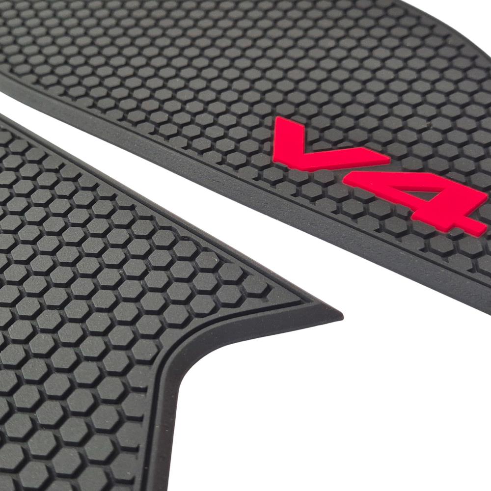 Traction Tank Pads Grip Protectors Ducati Panigale V4 V4S 2025-2026