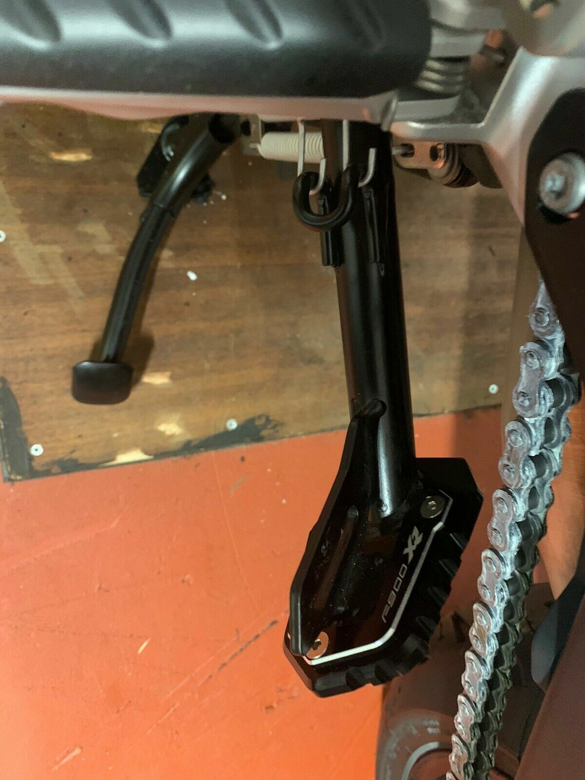 CNC Kickstand Shoe Extender Side Kick Stand - BMW F 900 XR F900XR 2020-2025