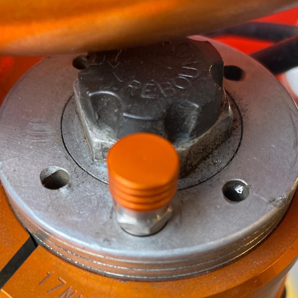 2x Fork Air Bleeder Valves for KTM KTM 50 65 85 125 144 150 200 250 300 350 450