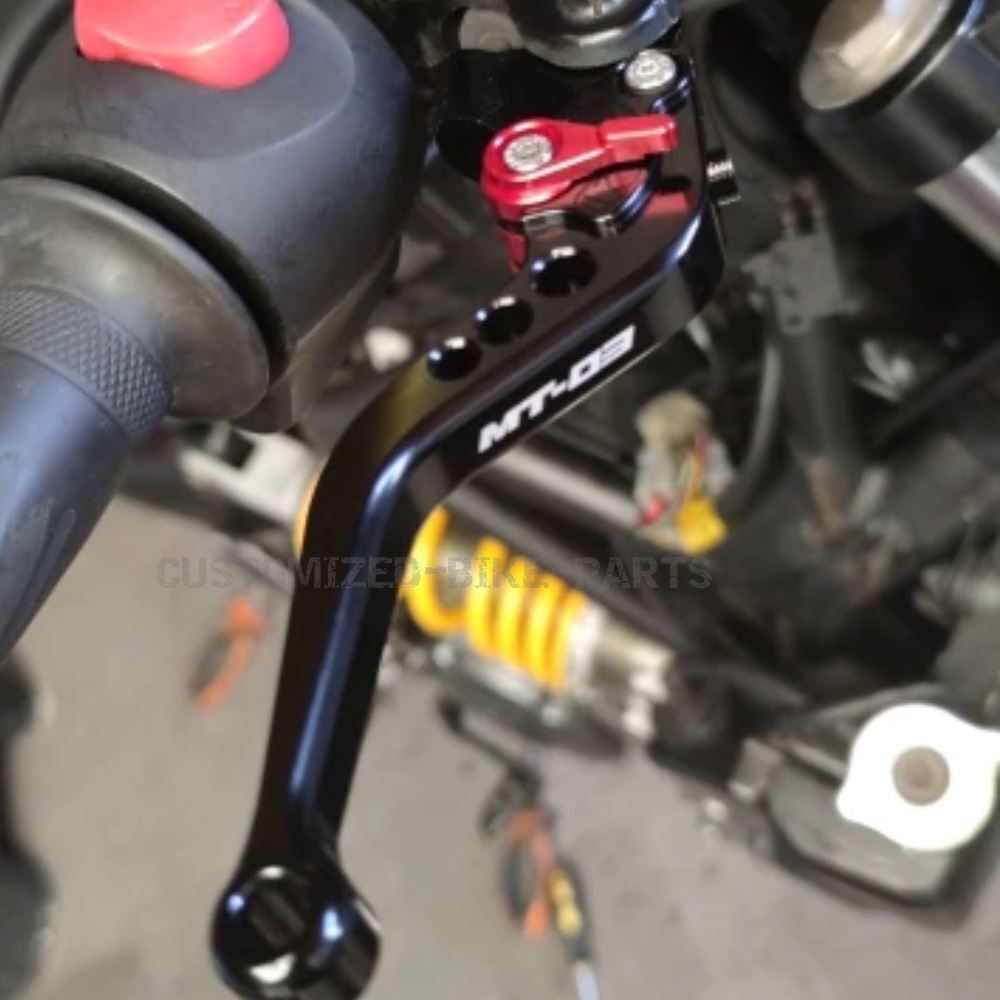 Short Black Engraved Clutch & Brake Levers - Yamaha MT-03 2016-2025