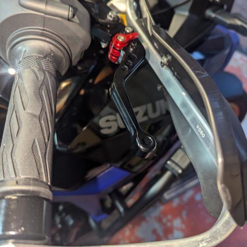 Short Black Clutch & Brake Levers For Suzuki GSX-8S / GSX-8R 2023-2025