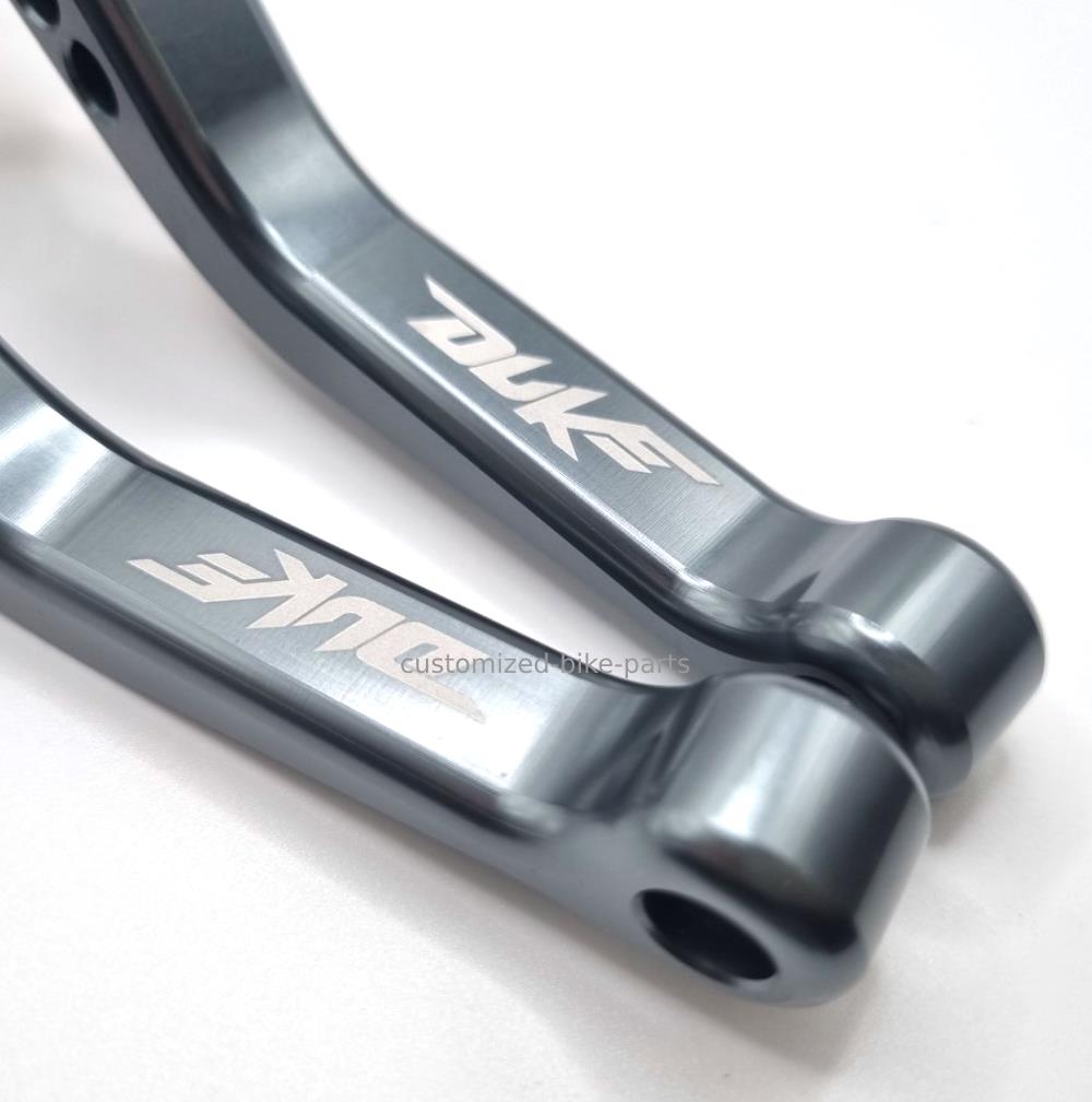 KTM Duke 990 2018-2026 TITANIUM SHORT BRAKE & CLUTCH LEVER SET
