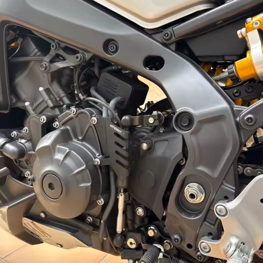 Gear Shift Lever Sensor Guard Cover – Yamaha XSR900 / XSR900GP