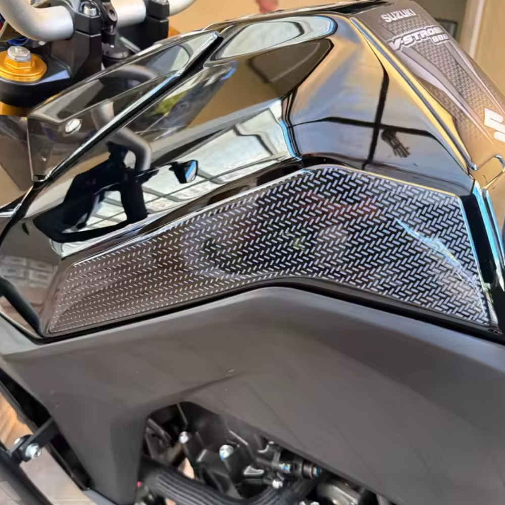 3 Piece Traction Tank Pads Grips Protectors - Suzuki DL V-Strom 800DE 2023-2025