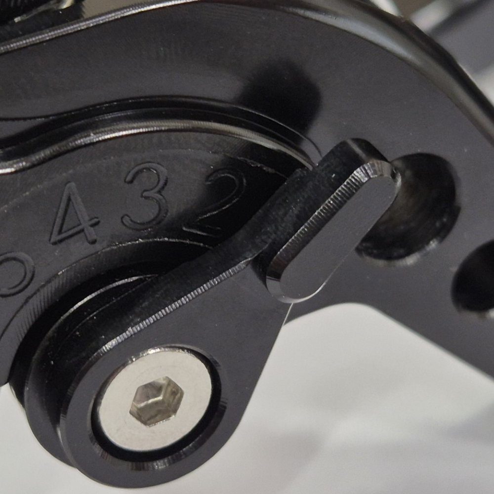 Long Black Clutch & Brake Levers For Moto Guzzi V7 Classic / Stornello / Trofeo