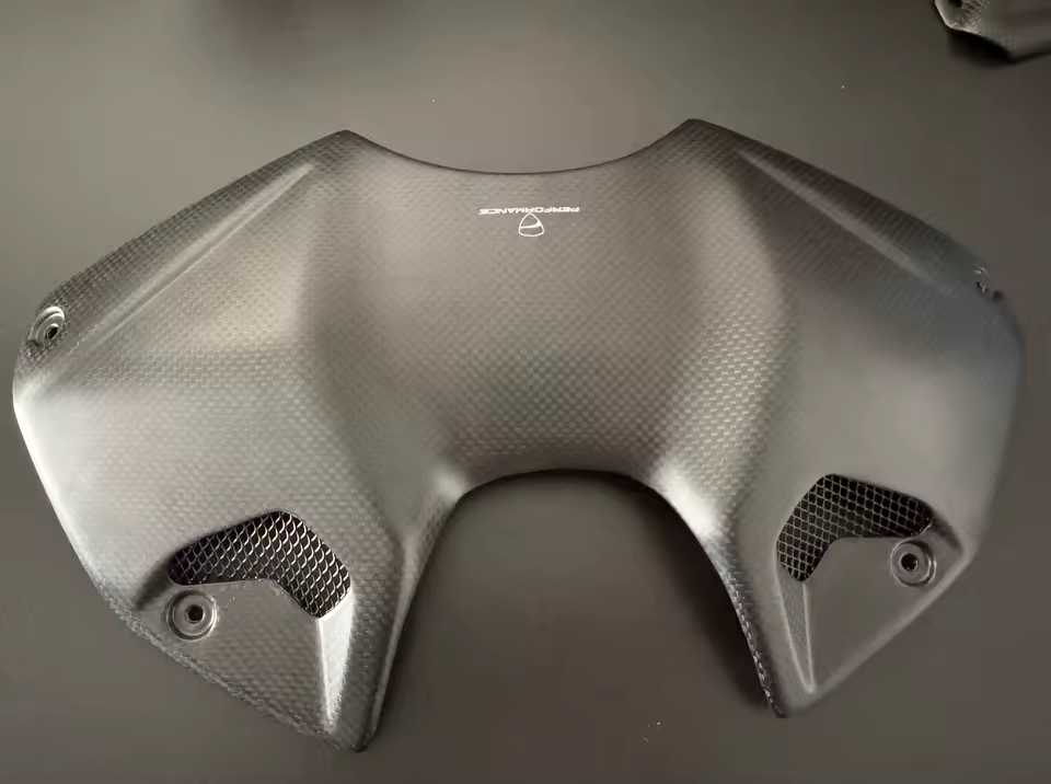 2023 - 2024 Ducati Streetfighter V4 V4S Carbon Fuel Gas Tank Battery Cover Guard