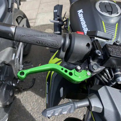 Short Green Clutch & Brake Levers For Kawasaki Ninja 125 / Z125 2019-2026
