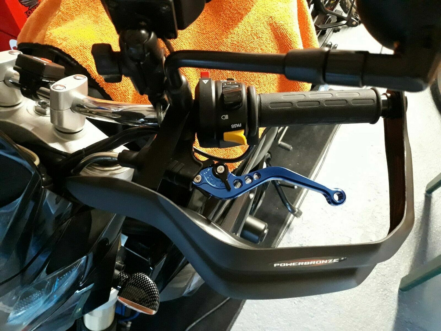 Short Blue Clutch & Brake Levers For Suzuki GSX-8T GSX-8TT 2025-2026