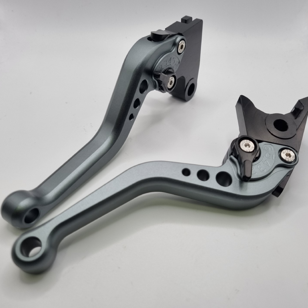 Short Titanium Clutch & Brake Levers For Triumph Trident 800 2025-2027