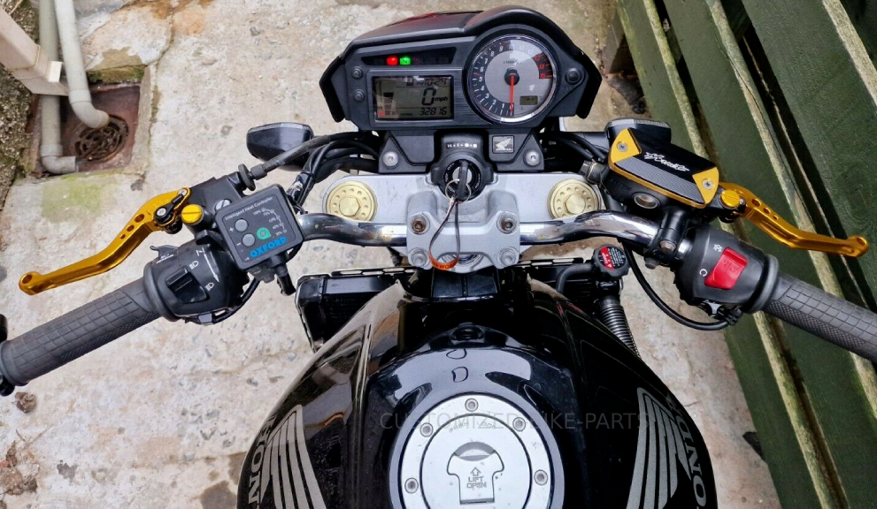 Short Gold Clutch & Brake Levers For Honda CB750 Hornet 2023-2026