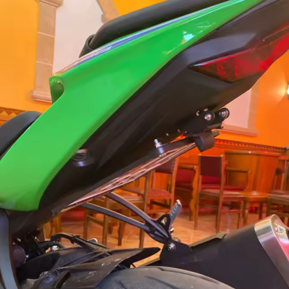 Plug & Play Foldable Tail Tidy License Plate For Kawasaki ZX-6R ZX636 2024-2026