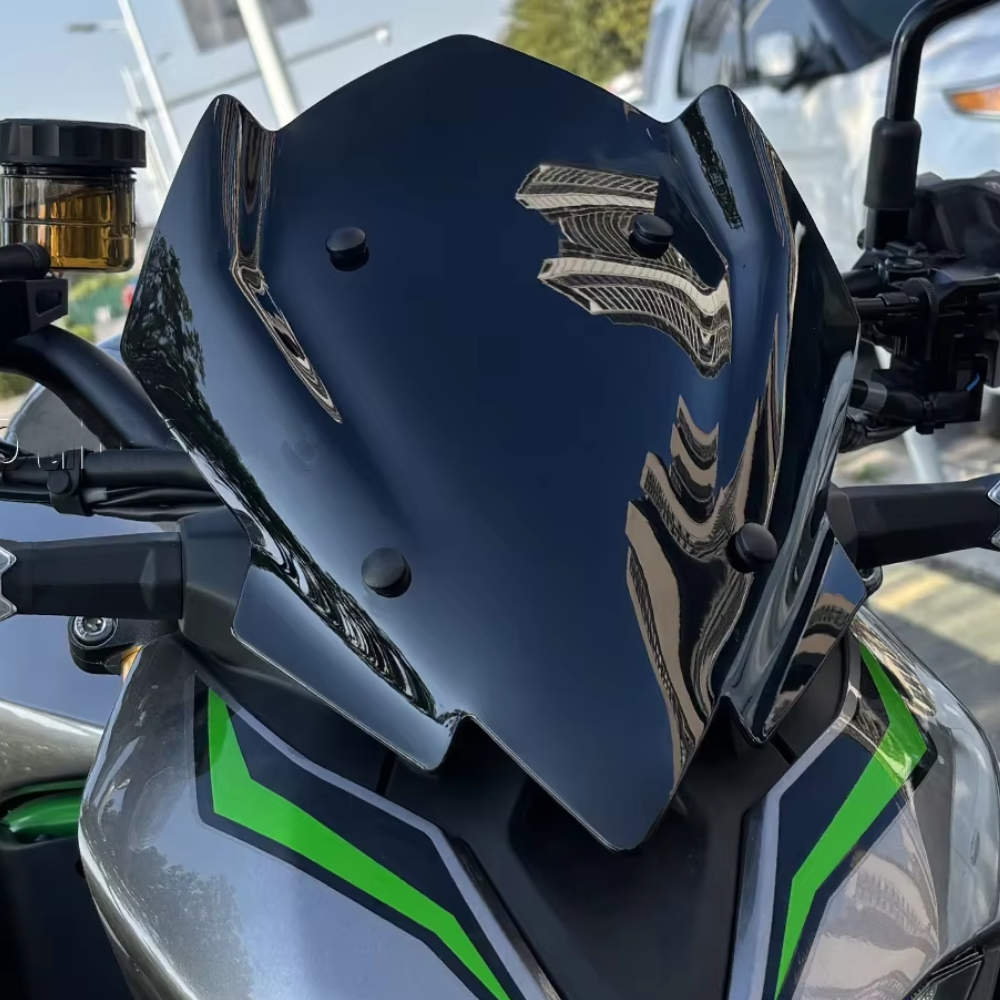 Motorcycle Black  Windscreen Windshield Screen - Kawasaki Z900 / SE 2025-2026