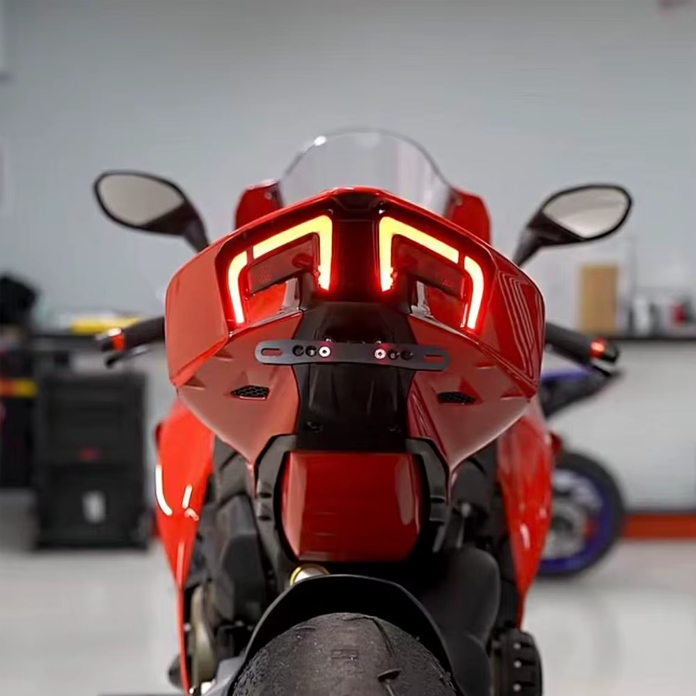 Plug & Play Foldable Tail Tidy - Ducati Streetfighter Panigale V2 / V4 2025-2027