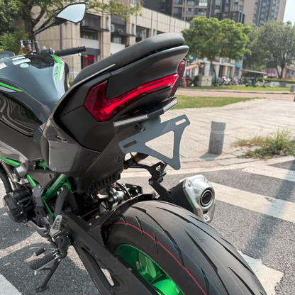 Plug & Play Foldable Tail Tidy Fender Eliminator - Kawasaki Z900 2025-2026