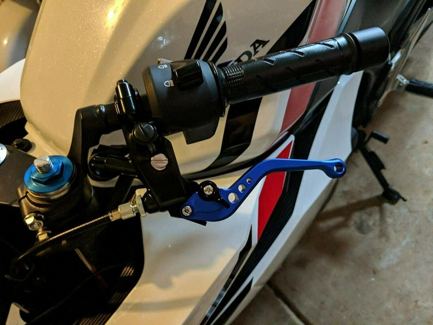 CNC Short Blue Clutch & Brake Levers For Honda CB125R 2019-2025