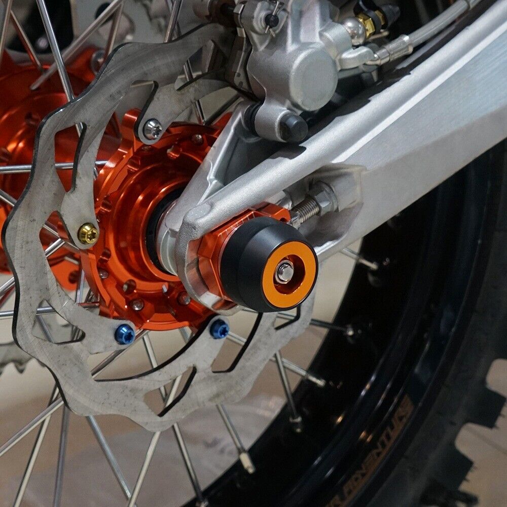 Rear Axle Crash Protection Bobbin Sliders - KTM 790 Duke 2018-2025 / 890 Duke R
