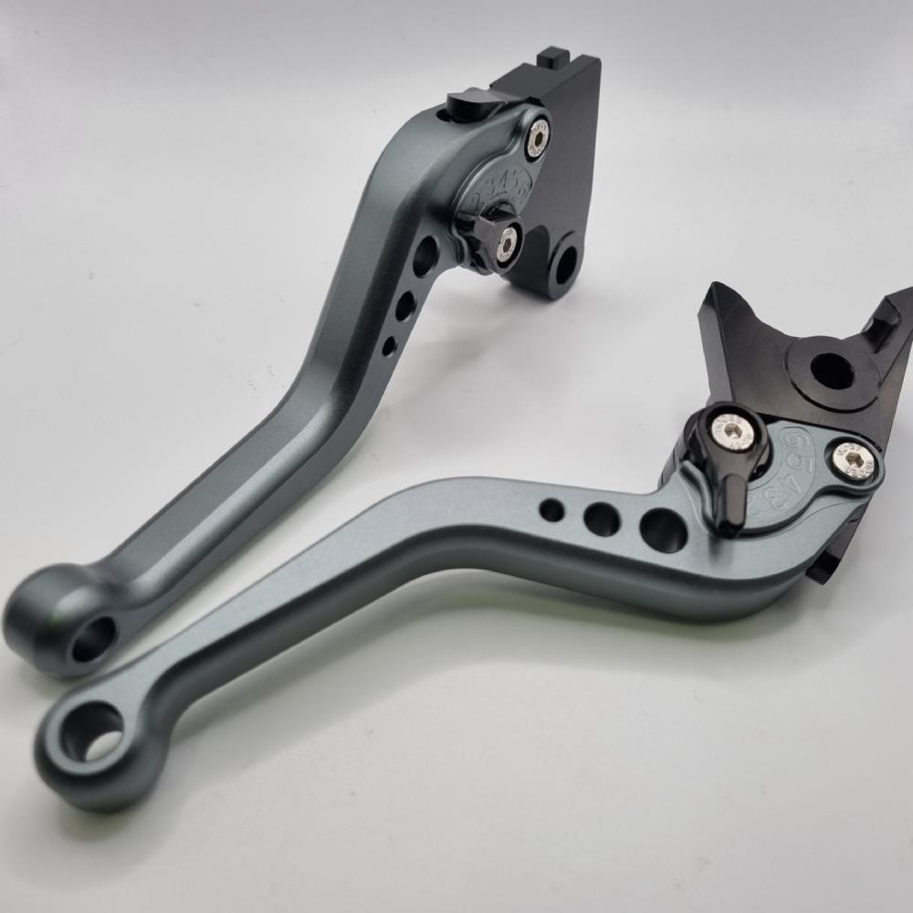 Short Titanium Clutch & Brake Levers For Triumph Tiger 660 / Sport 2021-2025